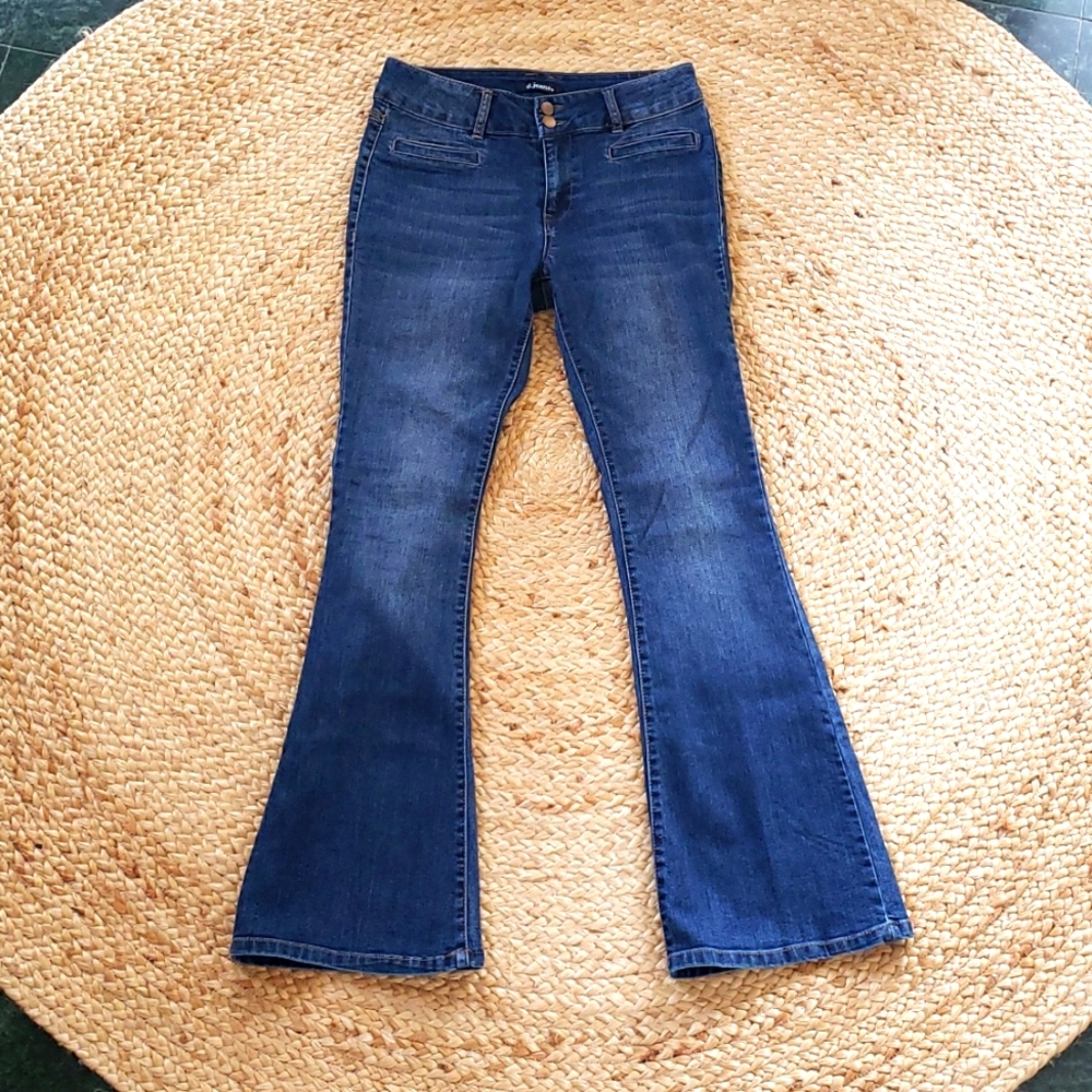 d. jeans High-waisted Flare Jean